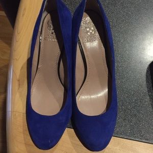 Vince Camuto blue suede heels